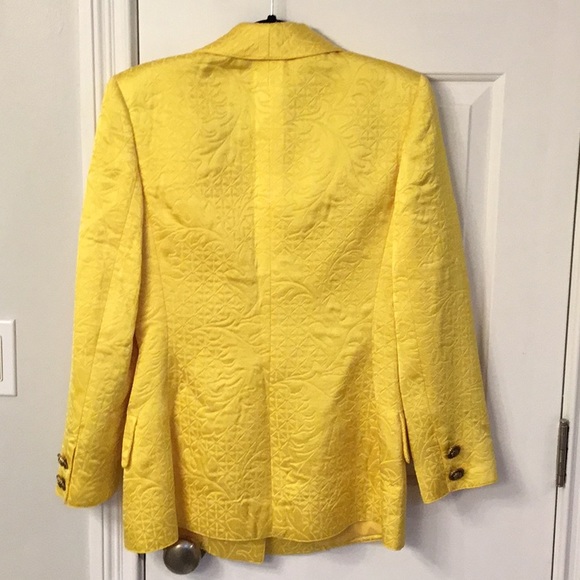Valentino Night Yellow Suit - Picture 4 of 8